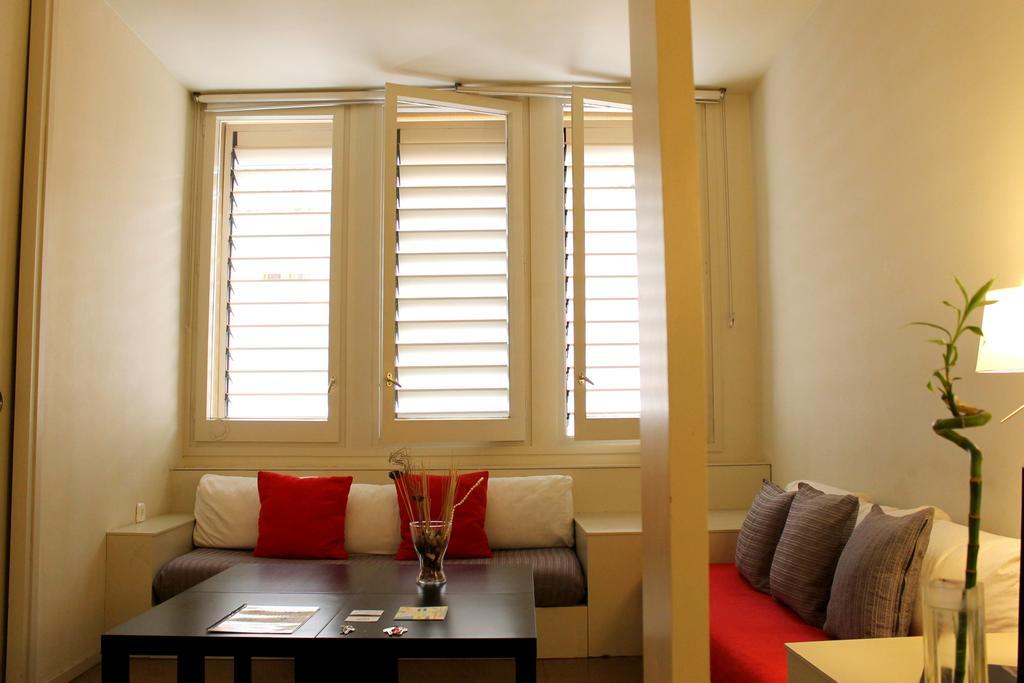 Sweet Bcn Apartments Барселона Стая снимка